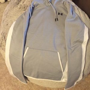 Under Armour sweatshirt